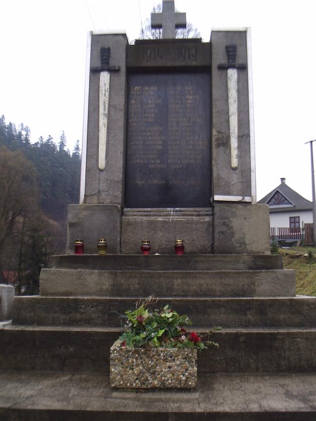 002 Pomník padlých v I. svetovej vojne