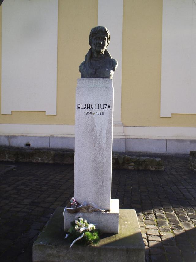 11 Pomník Blaha Lujzy, speváčky a herečky