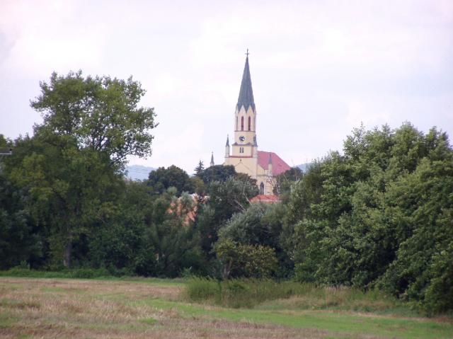 Pohľad na kostol 02