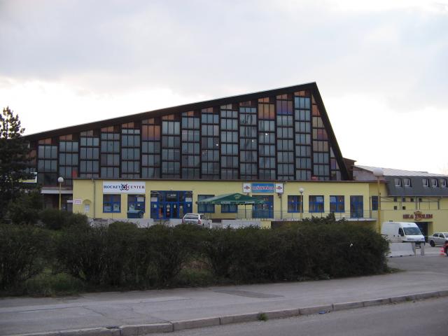 12 Zimný štadión 