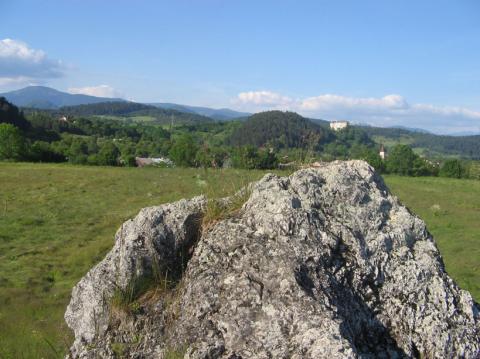 25 Monument v monumente