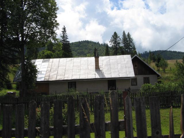 17 Zlatno - rodinné domy