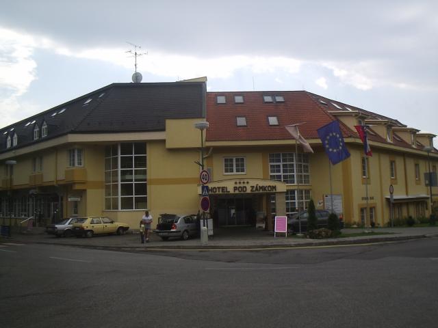07 Hotel Pod zámkom