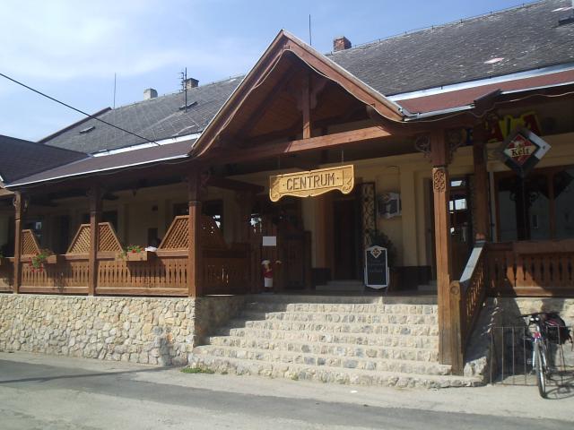 02 Obchod a pohostinstvo