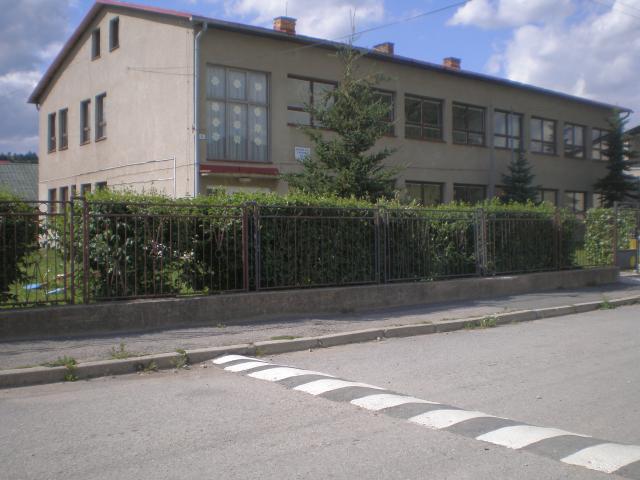 06 Materská a základná škola
