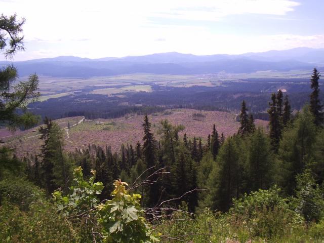 23 Pohľad zo Štrbského plesa