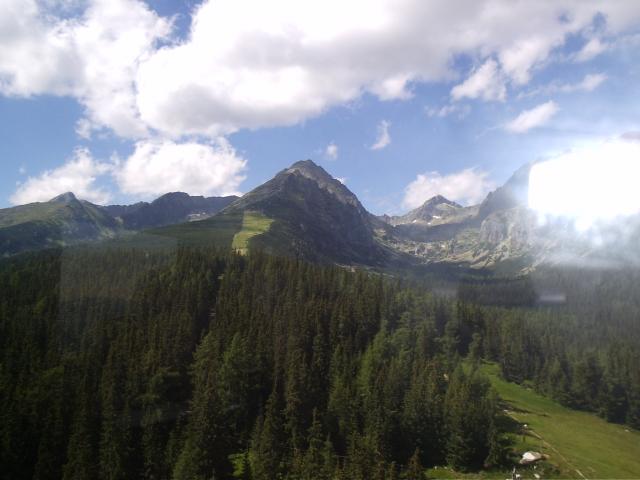 24 Výhľad zo skokanského mostíka na Štrbskom plese