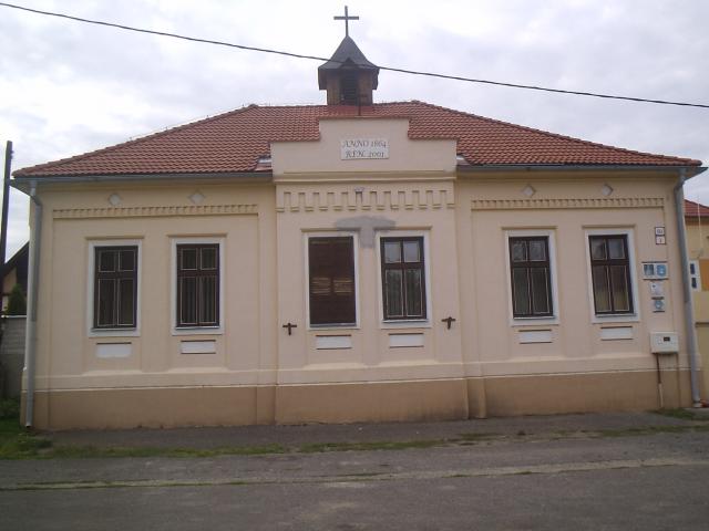 02 Budova cirkevnej školy