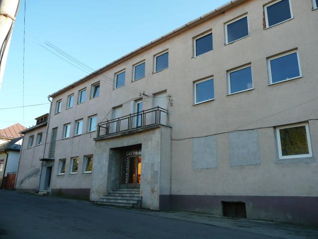 38 Kaviareň