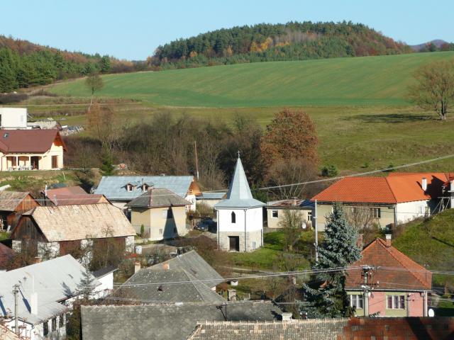 05 Pohľad na zvonicu