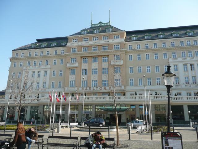 15 Hotel CARLTON