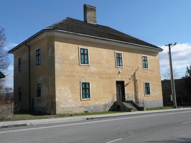 05 Kaštieľ z 18. storočia