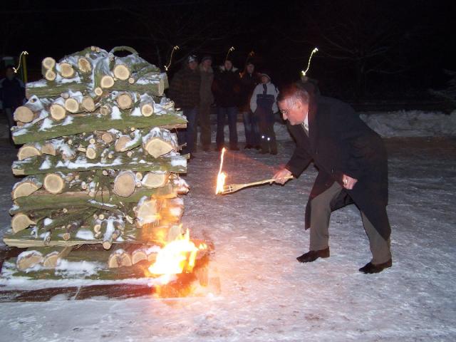 05 Zapalovanie fatry