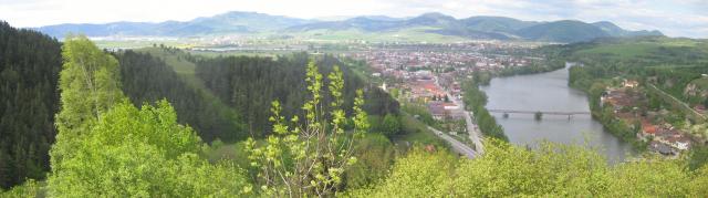 33 Panoráma obce z hradu