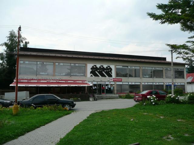 18 Nákupné stredisko