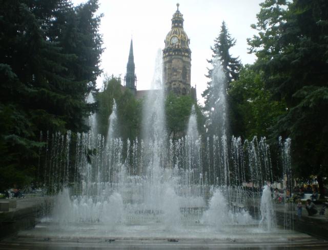 03 Fontána na Hlavnej ulici
