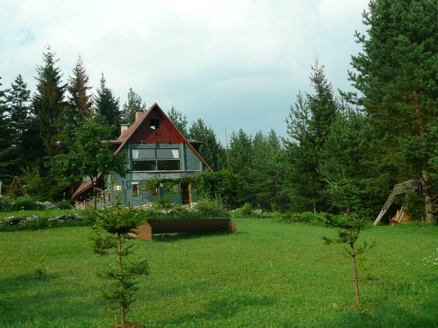 18b Hradisko - chatky