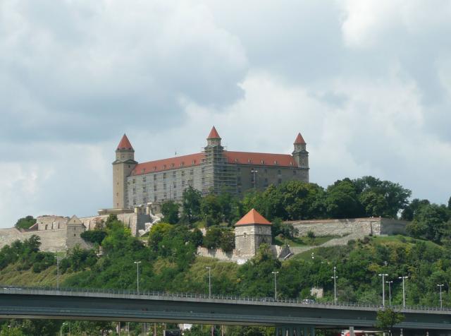 01 Bratislavský hrad