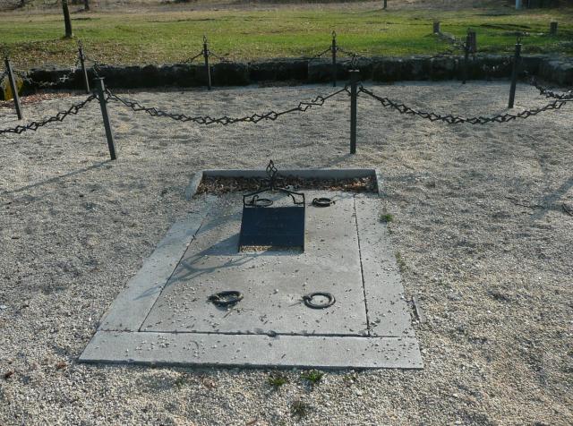 17 Hrobka rodiny Ostrolúckych