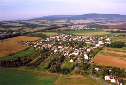 02 Letecký pohľad na obec