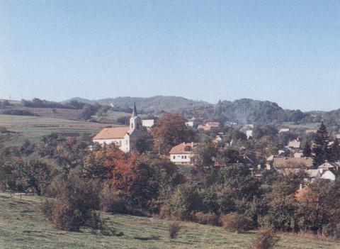 02 Pohľad na dedinu 
