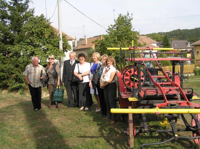 01 Čenovia výboru S POD na zasadnutí výboru v Tepličkách