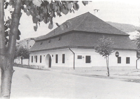 Stará budova gymnázia